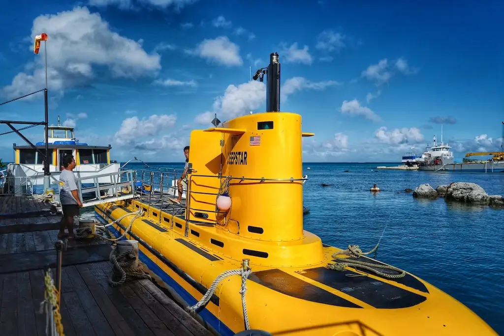 Yellow tourist submarine in USA.