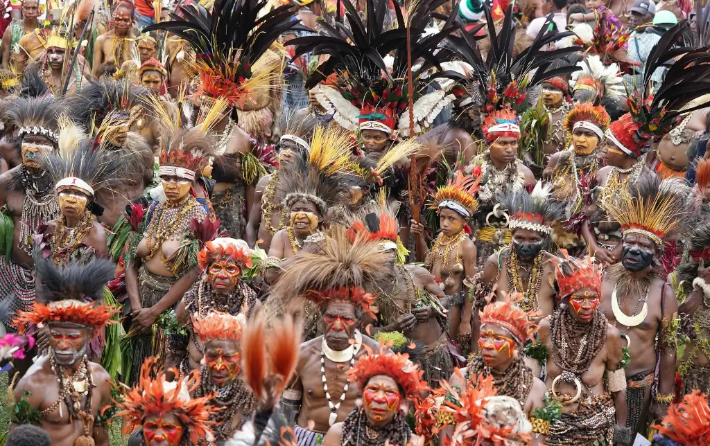 Locals dressed in tribal paint and clothing during the Sing Sing Tribal Even in Papua New Guinea. 